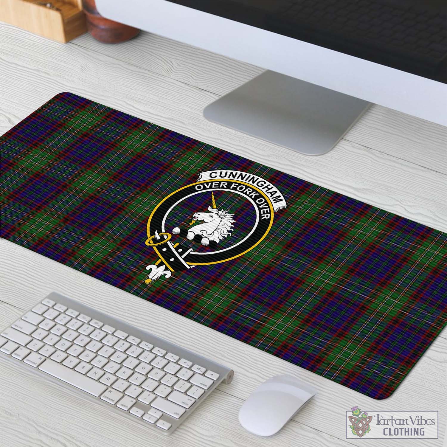 Tartan Vibes Clothing Cunningham Hunting Tartan Mouse Pad with Family Crest