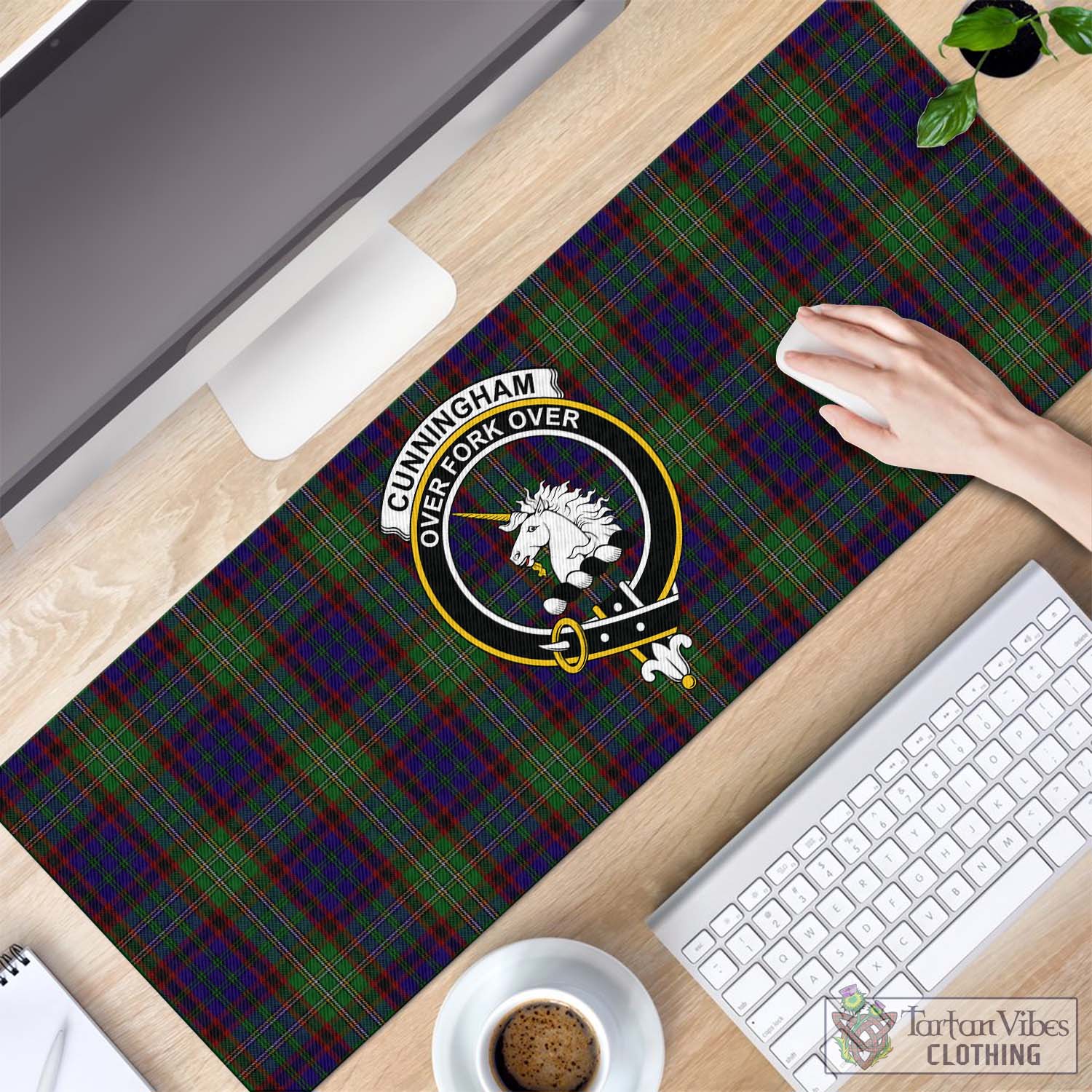 Tartan Vibes Clothing Cunningham Hunting Tartan Mouse Pad with Family Crest