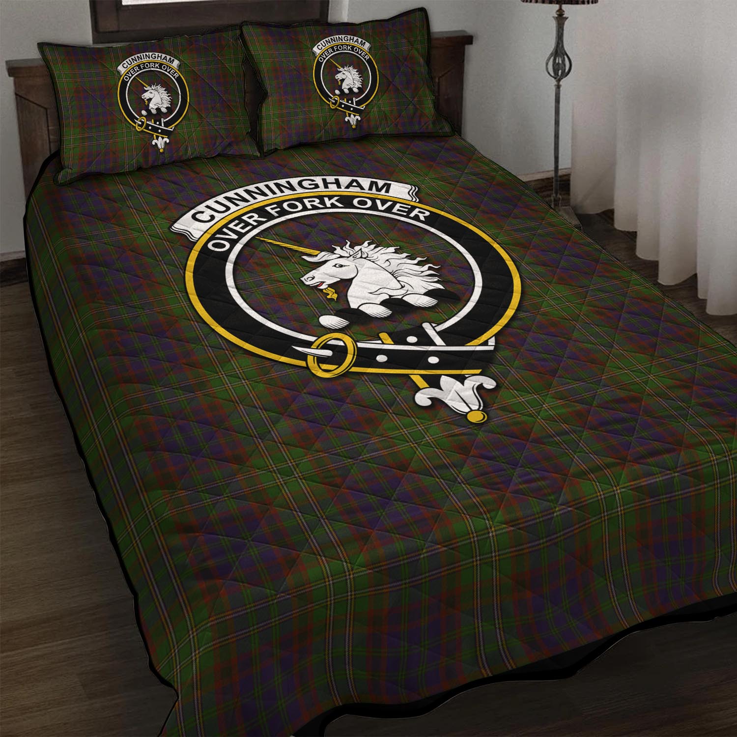 Cunningham Hunting Modern Tartan Quilt Bed Set with Family Crest - Tartan Vibes Clothing