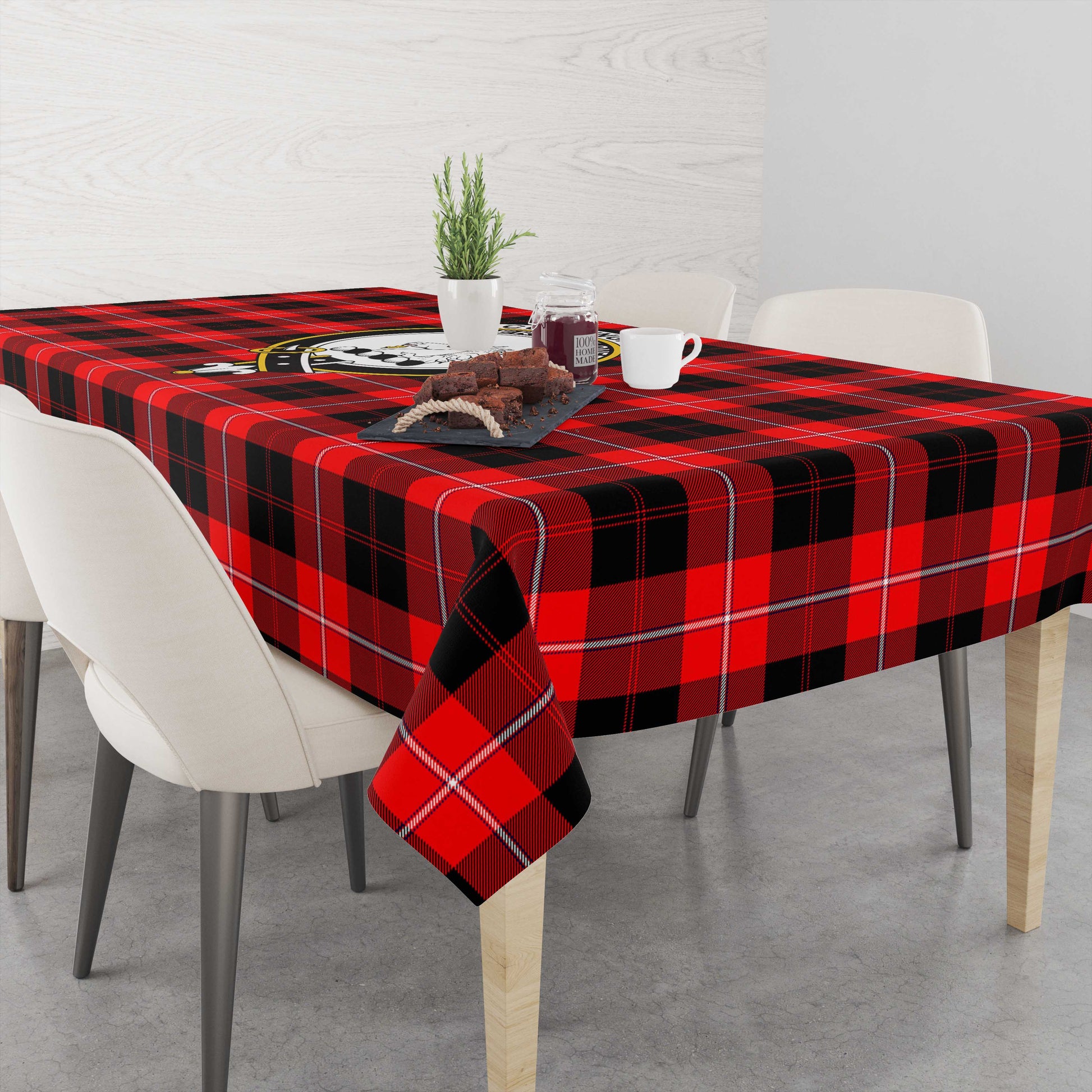 cunningham-modern-tatan-tablecloth-with-family-crest