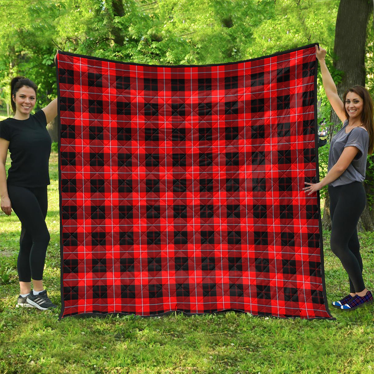 cunningham-modern-tartan-quilt