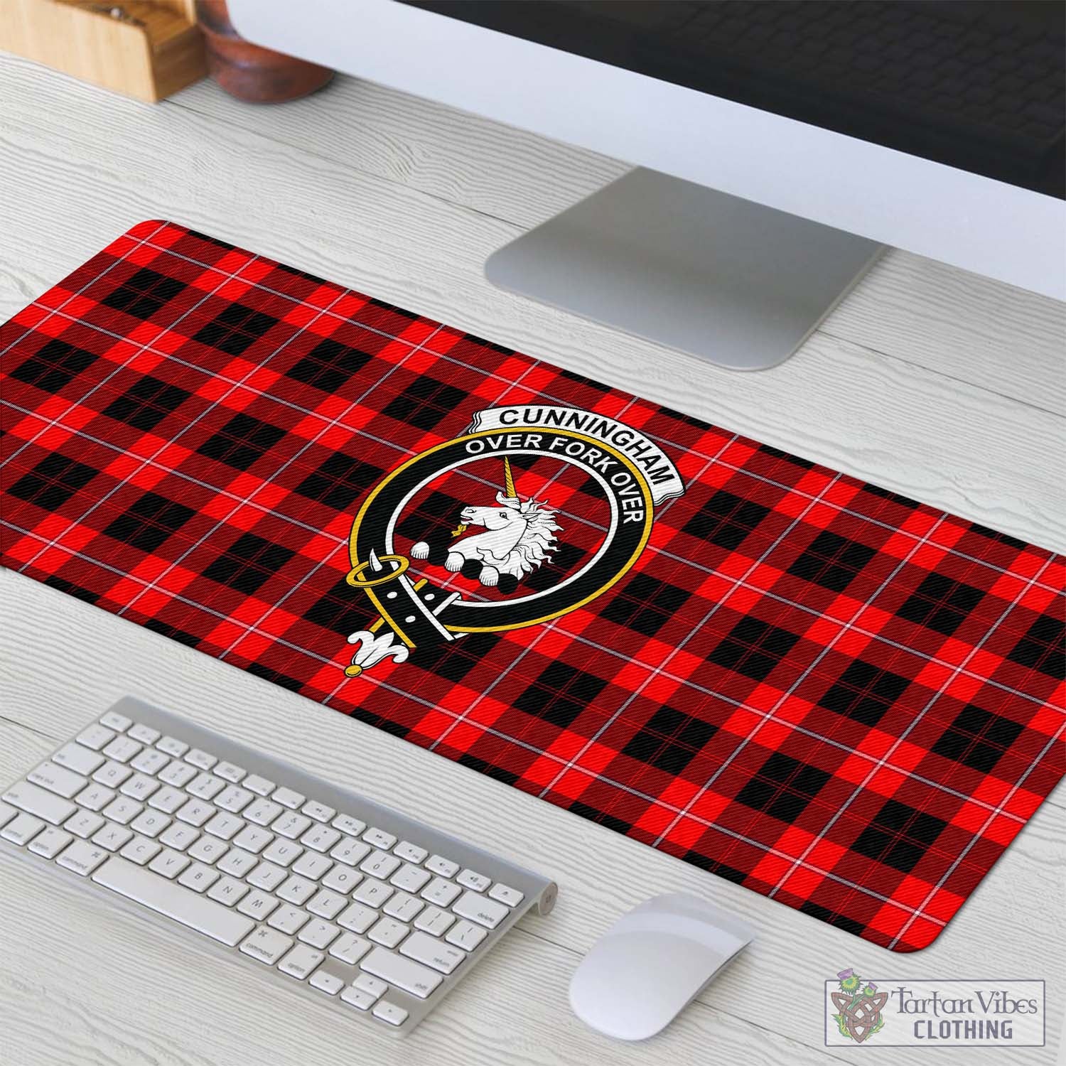 Tartan Vibes Clothing Cunningham Modern Tartan Mouse Pad with Family Crest