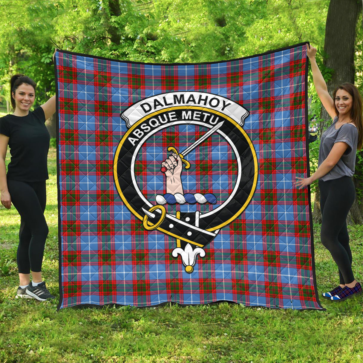 dalmahoy-tartan-quilt-with-family-crest