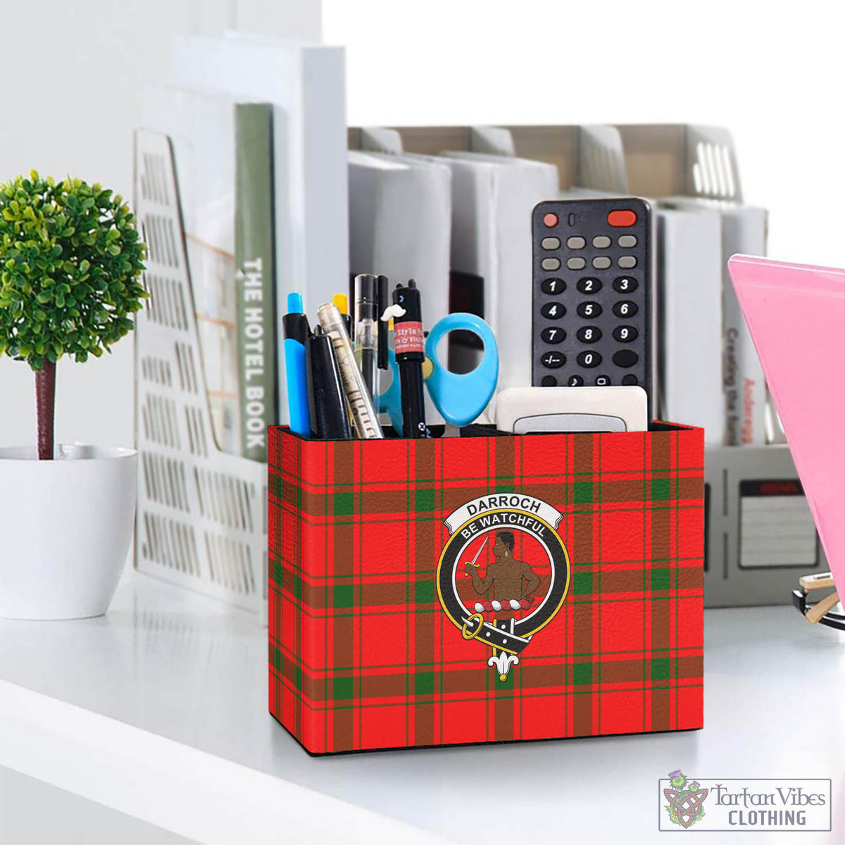 Darroch Tartan Pen Holder with Family Crest One Size 5.9"(L)*2.7"(W)*4.3"(H) - Tartan Vibes Clothing