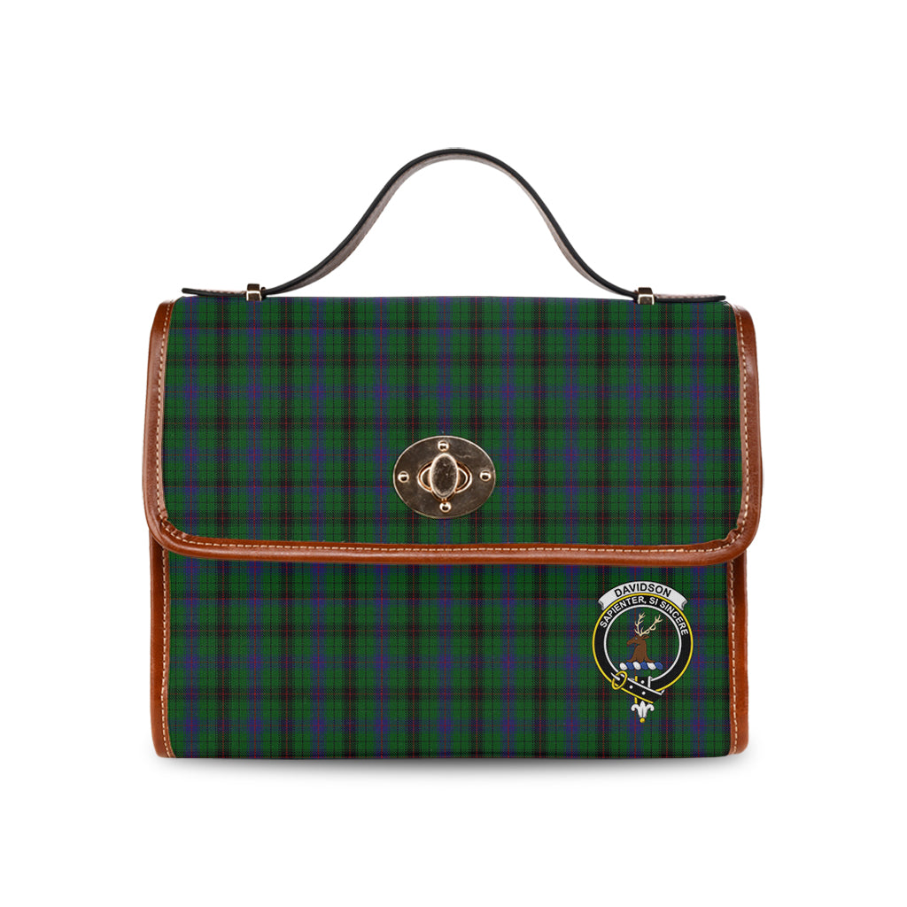 davidson-tartan-leather-strap-waterproof-canvas-bag-with-family-crest