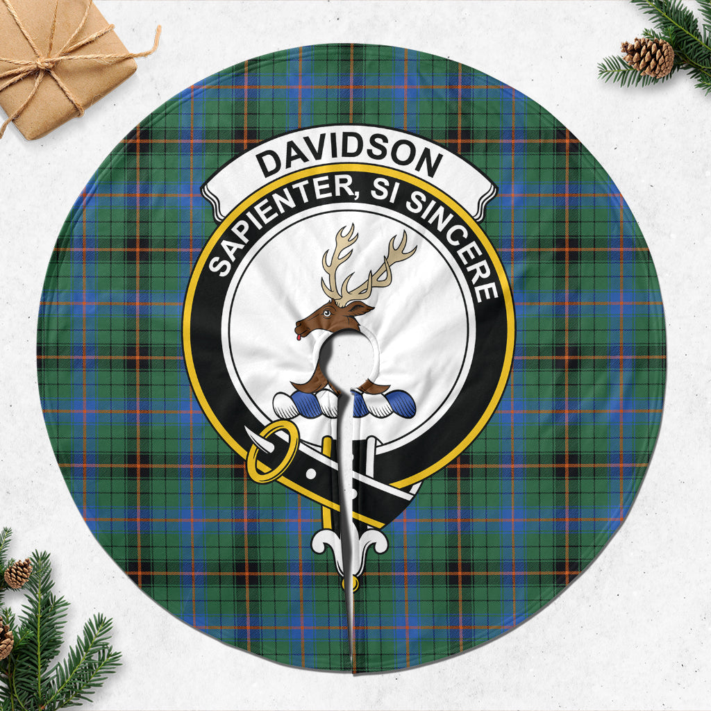 Davidson Ancient Tartan Christmas Tree Skirt with Family Crest - Tartanvibesclothing