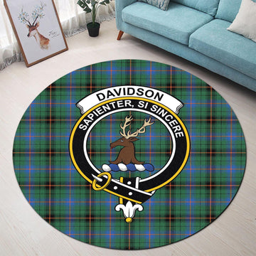 Davidson Ancient Tartan Round Rug with Family Crest