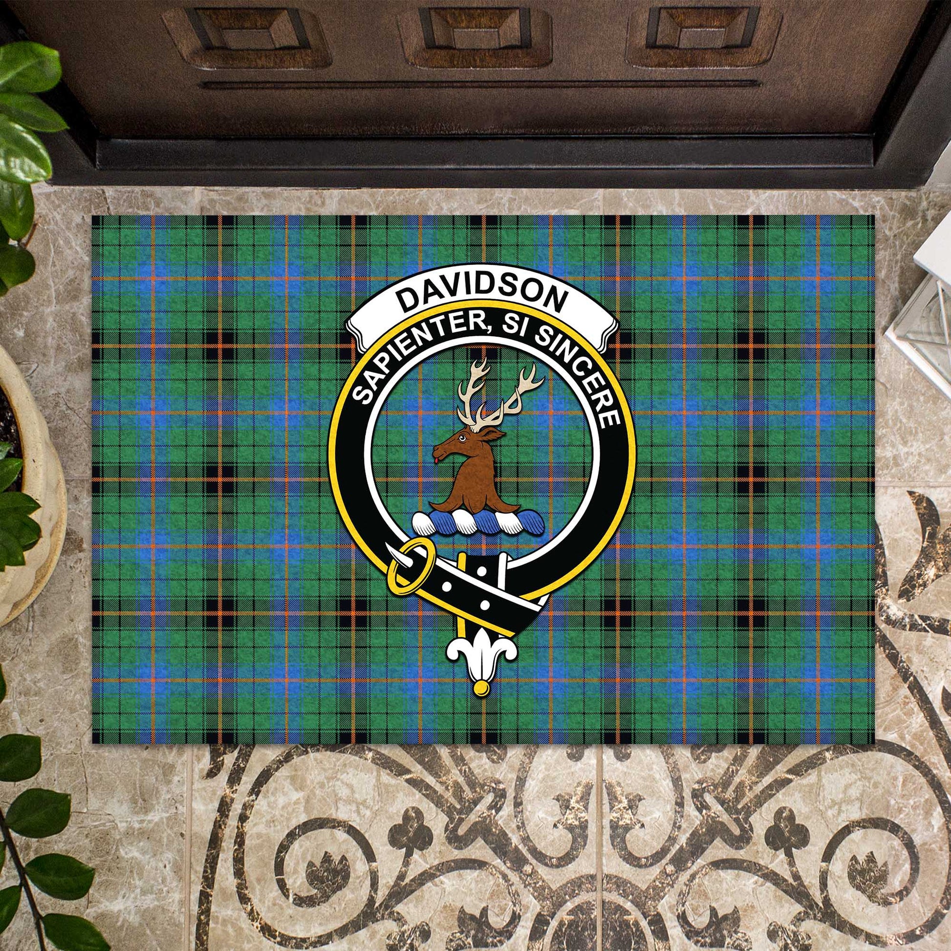 Davidson Ancient Tartan Door Mat with Family Crest - Tartanvibesclothing