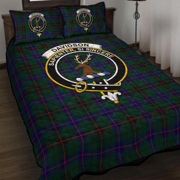 Davidson Modern Tartan Quilt Bed Set with Family Crest