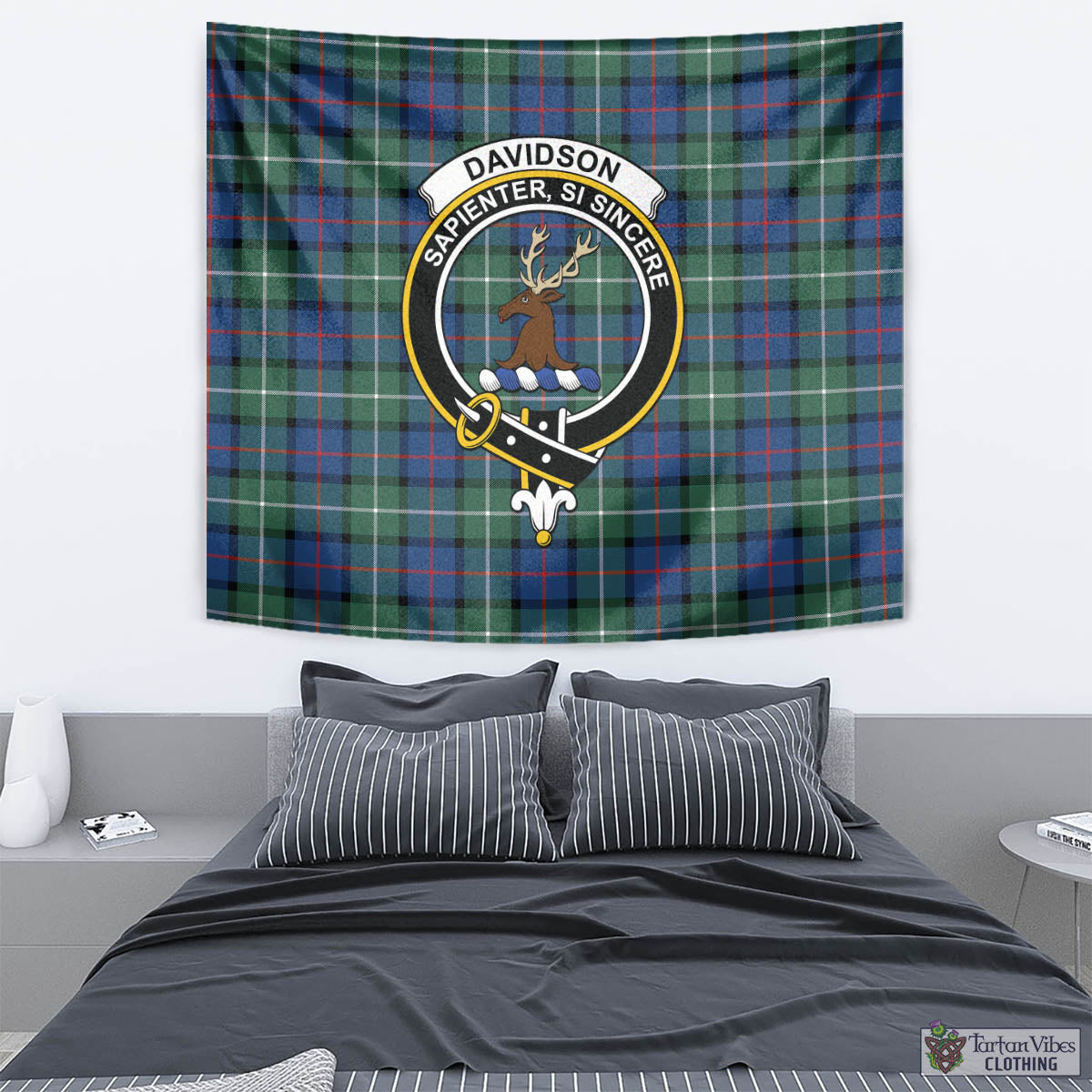 Tartan Vibes Clothing Davidson of Tulloch Tartan Tapestry Wall Hanging and Home Decor for Room with Family Crest