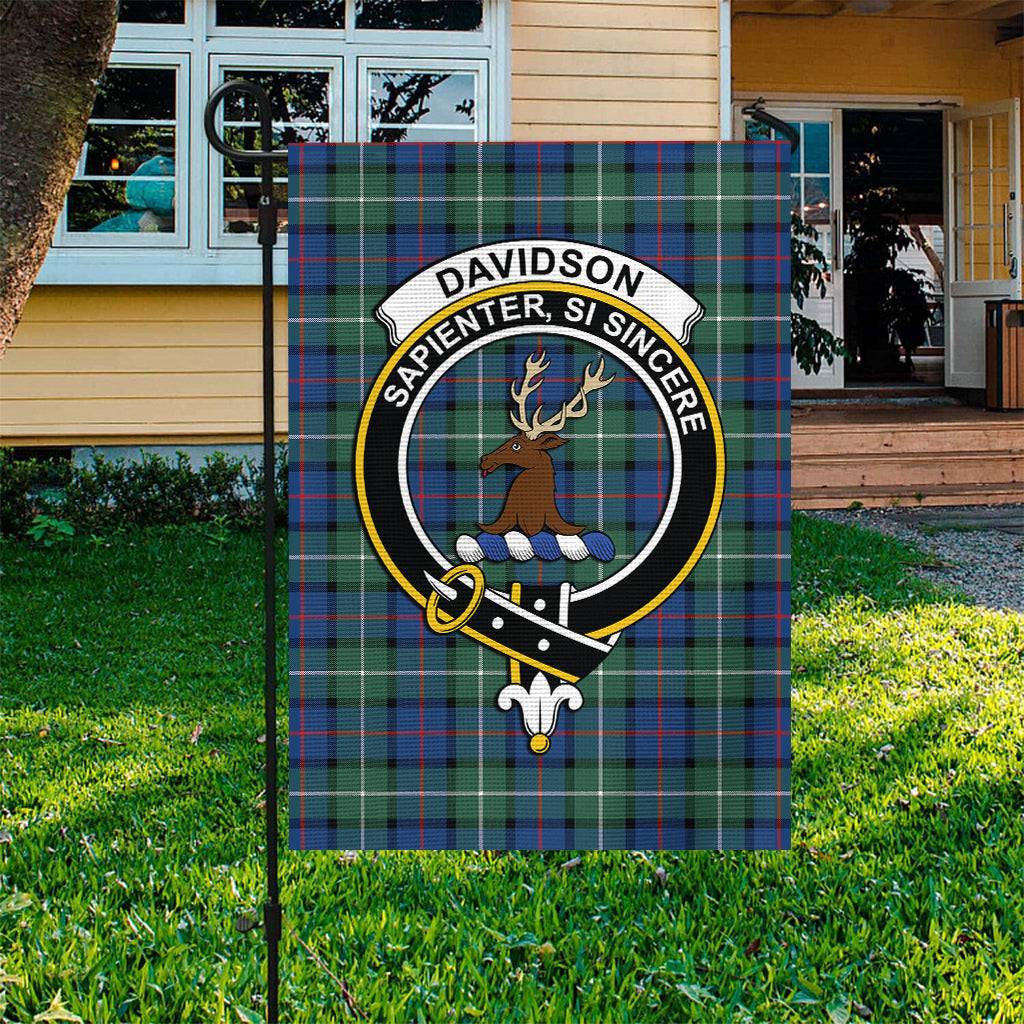 Davidson of Tulloch Tartan Flag with Family Crest - Tartan Vibes Clothing