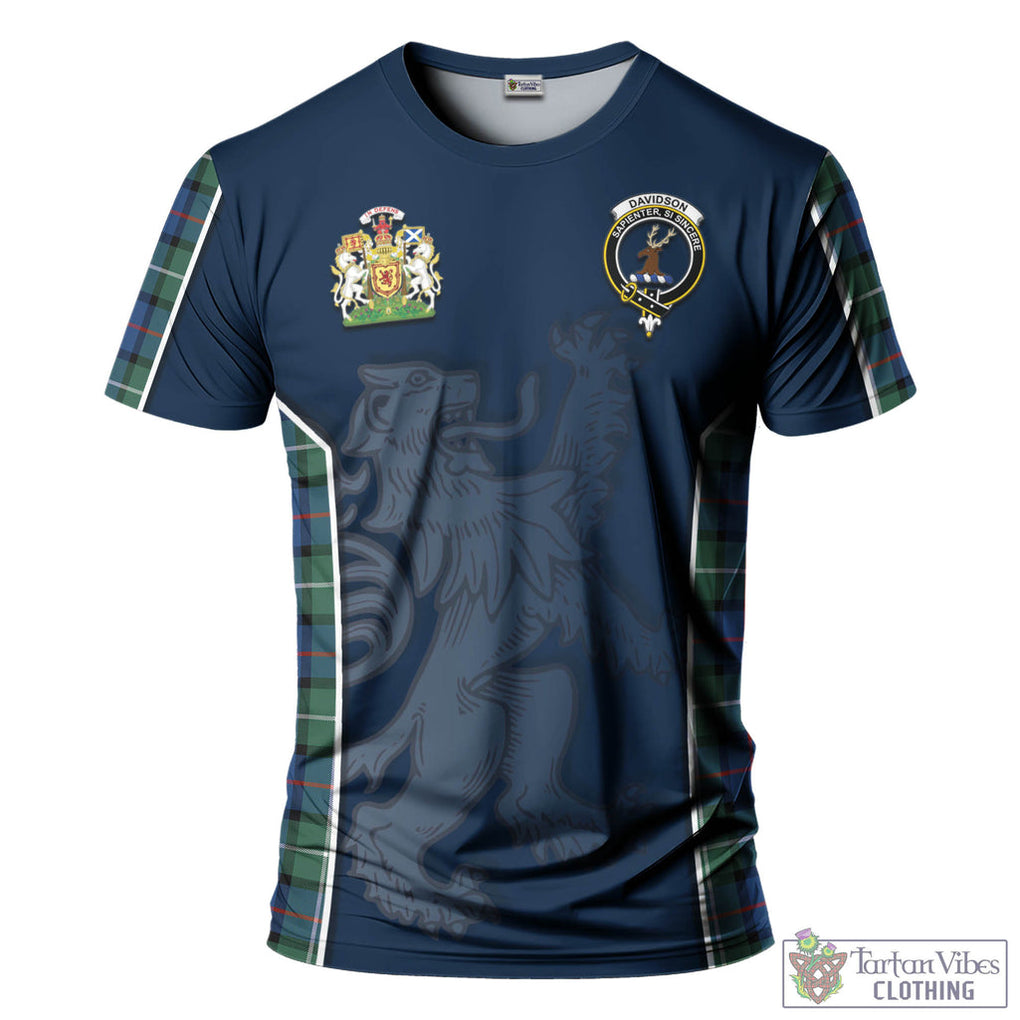 Tartan Vibes Clothing Davidson of Tulloch Tartan T-Shirt with Family Crest and Lion Rampant Vibes Sport Style