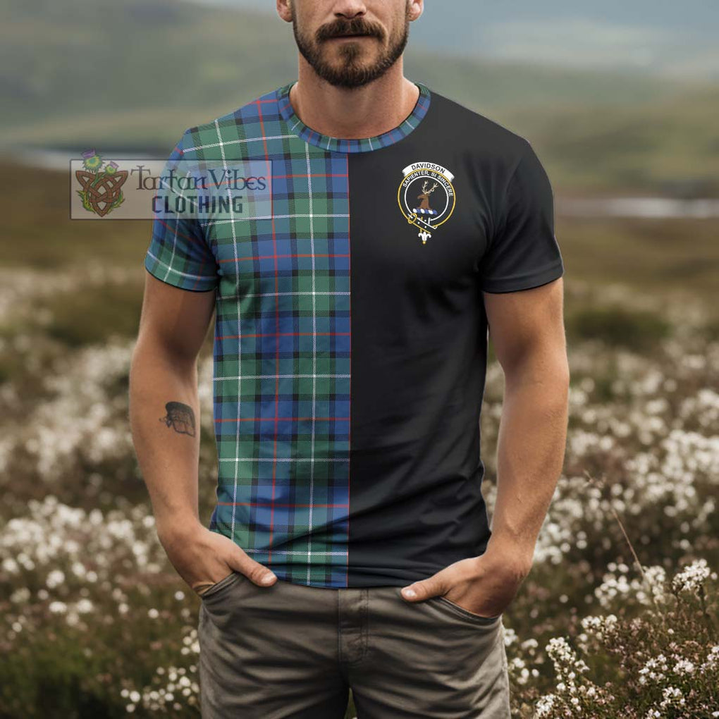 Davidson of Tulloch Tartan T-Shirt with Family Crest and Half Of Me Style - Tartanvibesclothing Shop