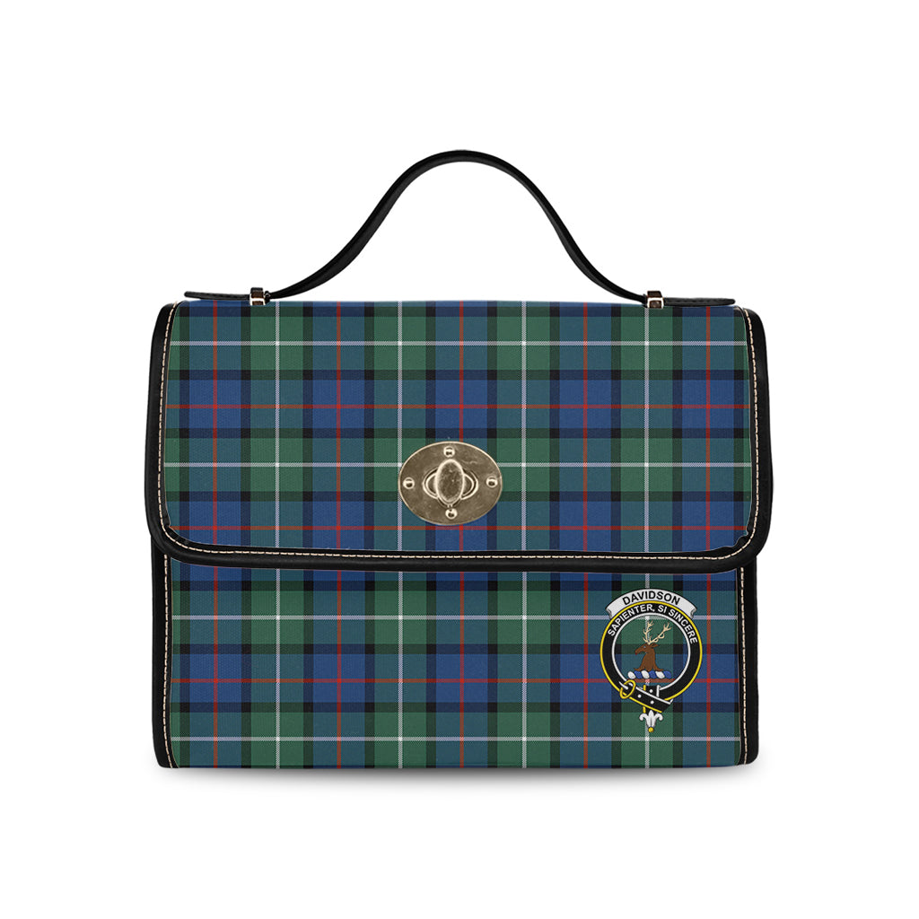 davidson-of-tulloch-tartan-leather-strap-waterproof-canvas-bag-with-family-crest