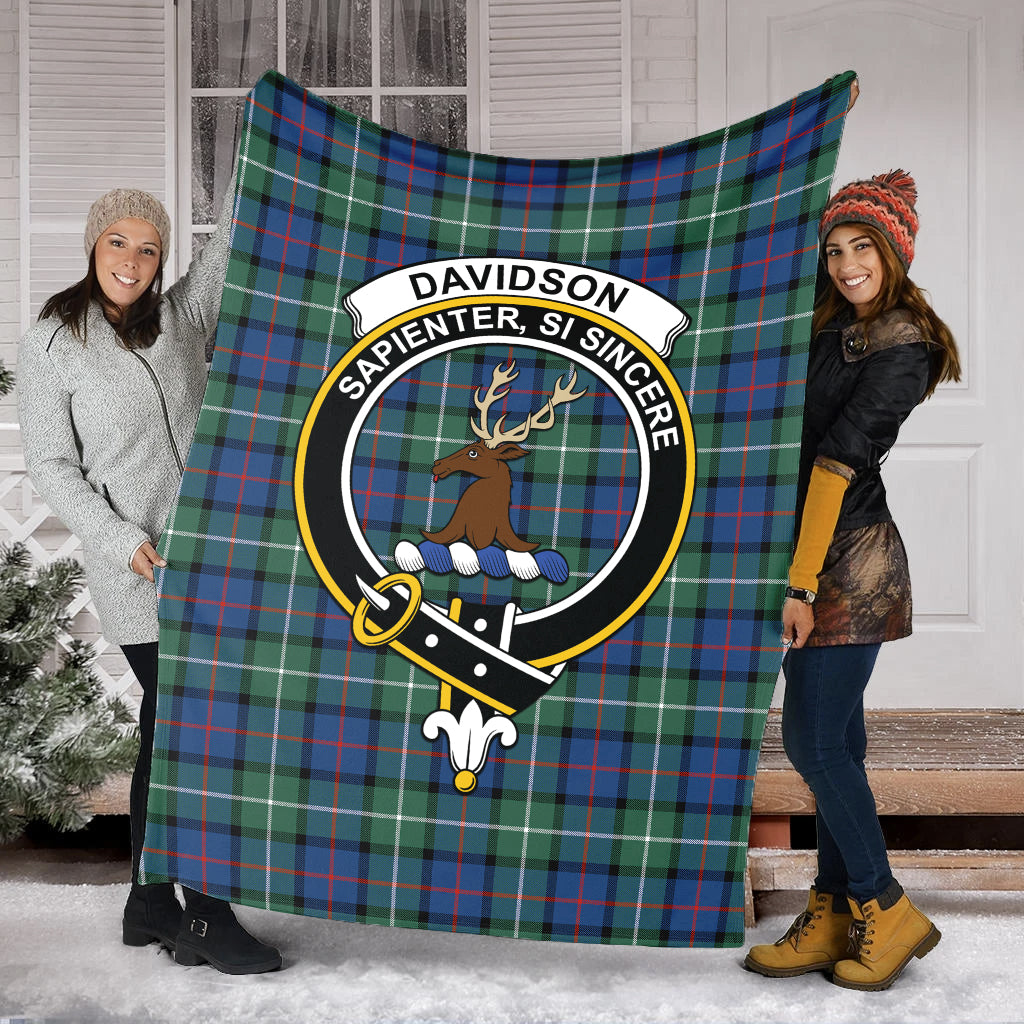 davidson-of-tulloch-tartab-blanket-with-family-crest