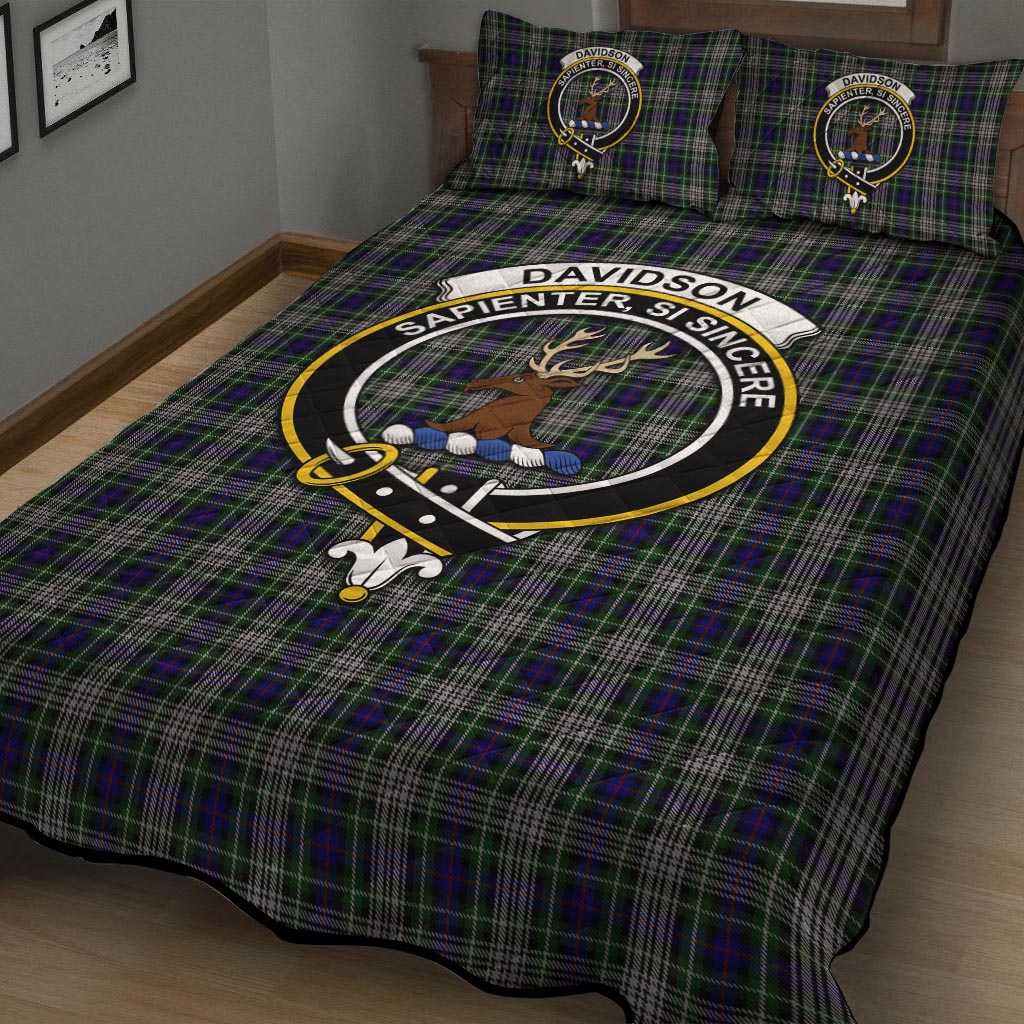 Davidson of Tulloch Dress Tartan Quilt Bed Set with Family Crest - Tartan Vibes Clothing