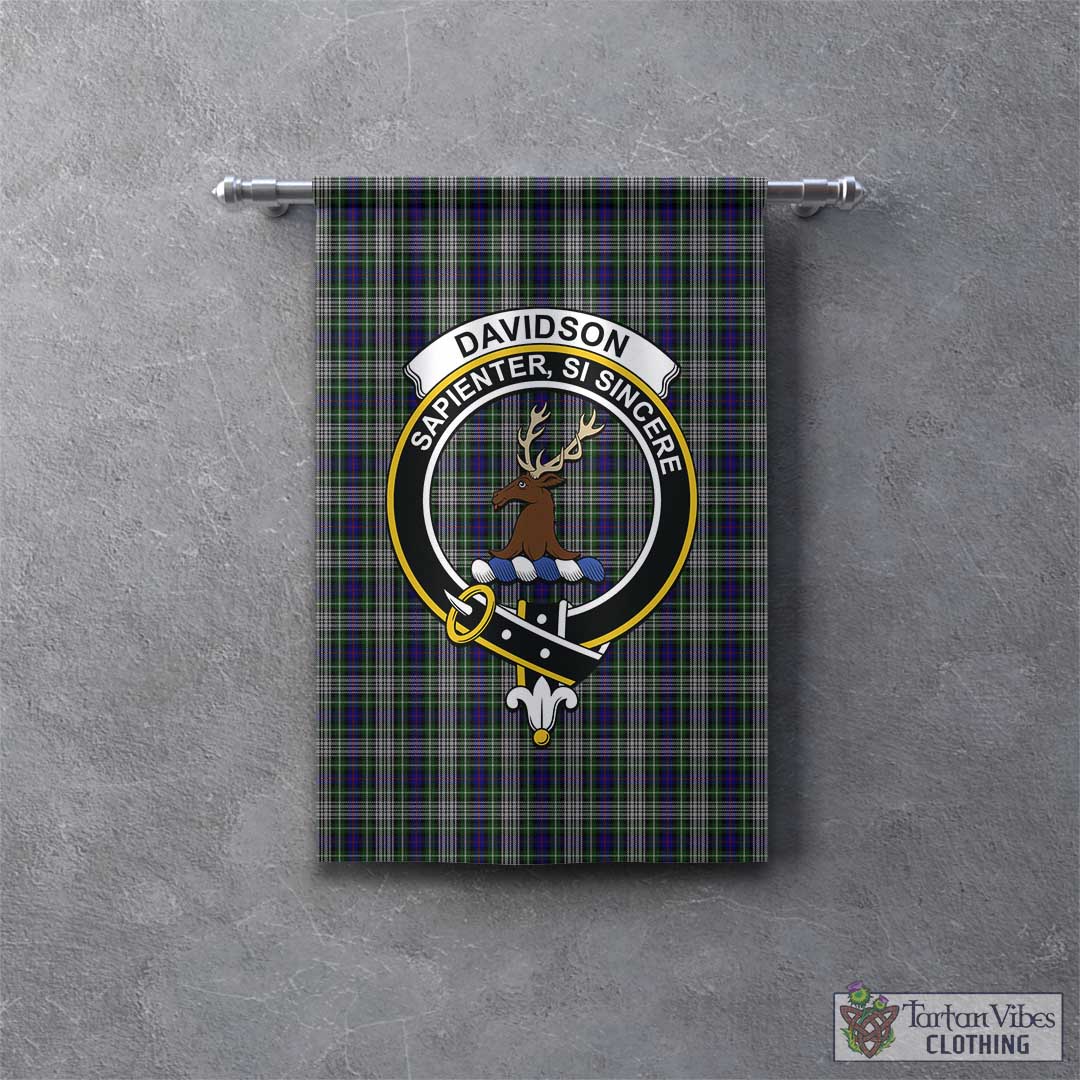 Tartan Vibes Clothing Davidson of Tulloch Dress Tartan Gonfalon, Tartan Banner with Family Crest