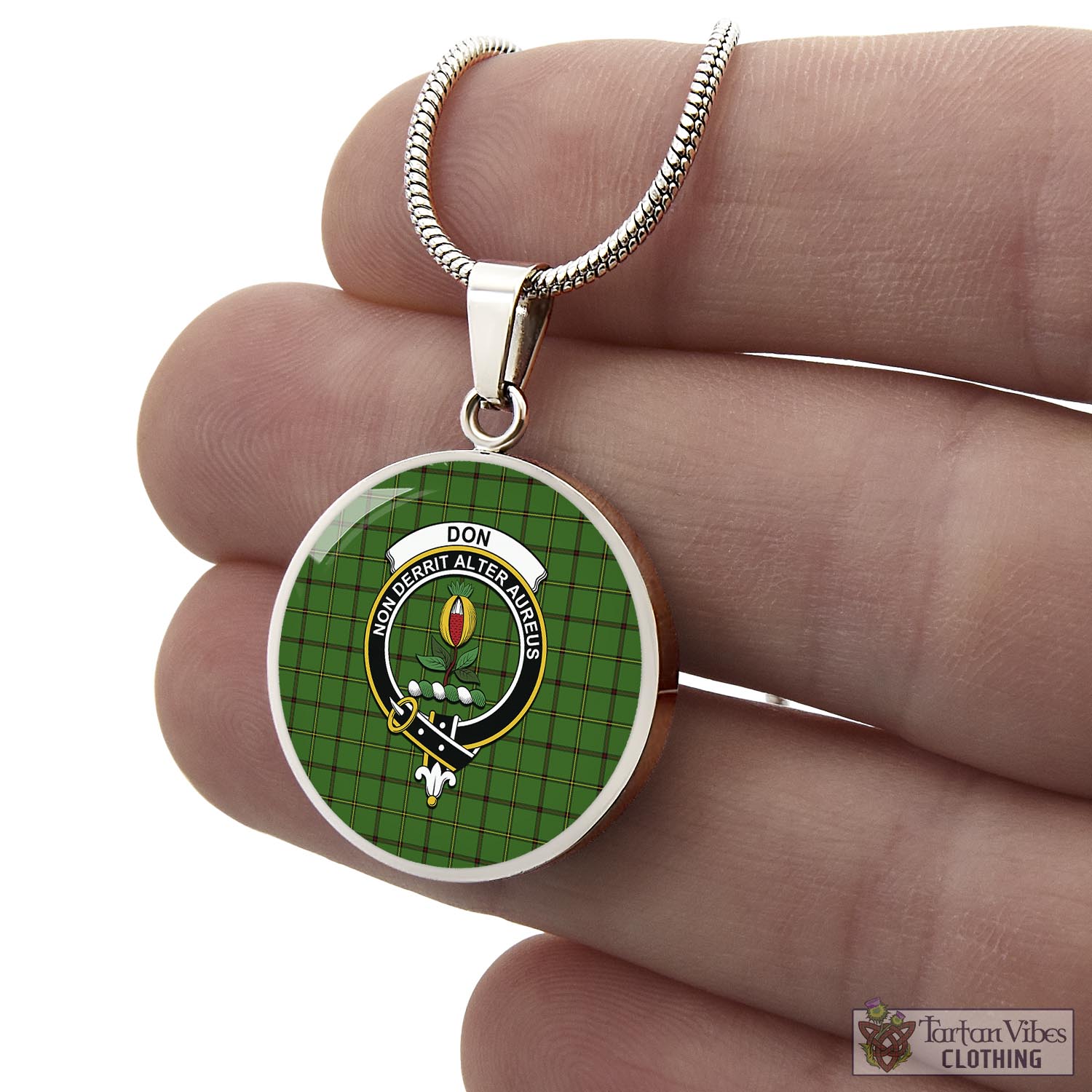 Tartan Vibes Clothing Don Tartan Circle Necklace with Family Crest