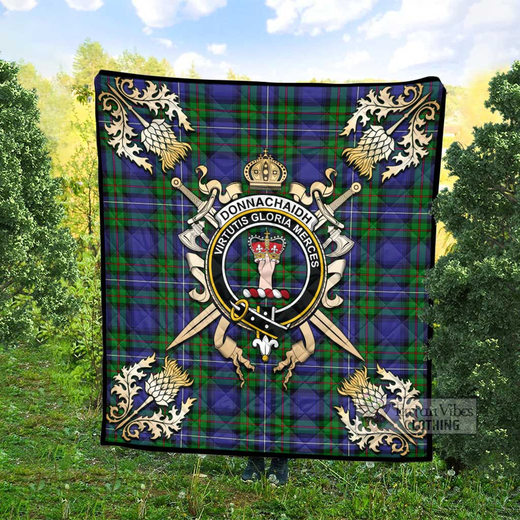 Tartan Vibes Clothing Donnachaidh Tartan Quilt with Family Crest and Scottish Golden Courage Shield