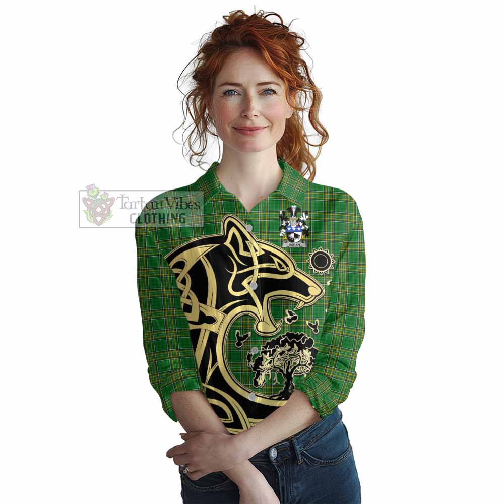 Tartan Vibes Clothing Doran Irish Tartan Women's Casual Shirt with Coat of Arms Celtic Wolf Style