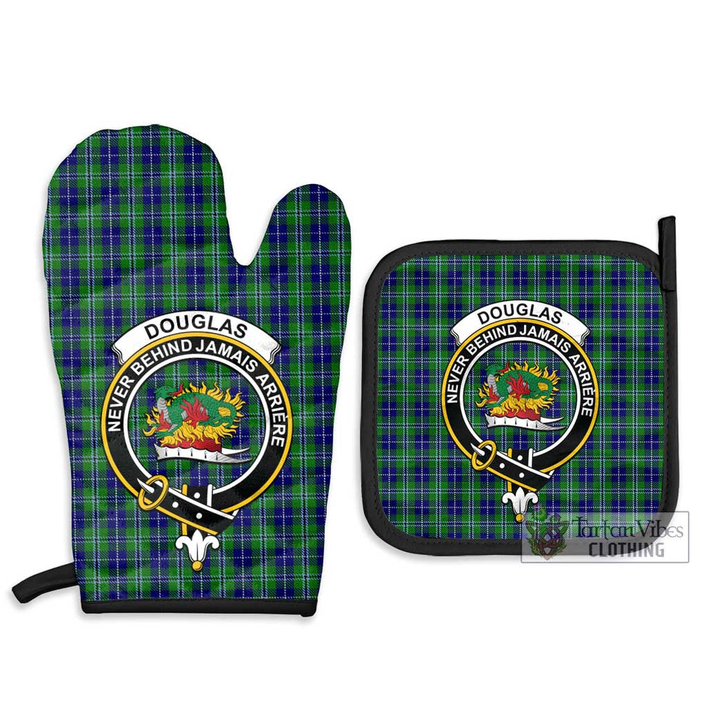 Douglas Tartan Combo Oven Mitt & Pot-Holder with Family Crest Combo 1 Oven Mitt & 2 Pot-Holder Black - Tartan Vibes Clothing