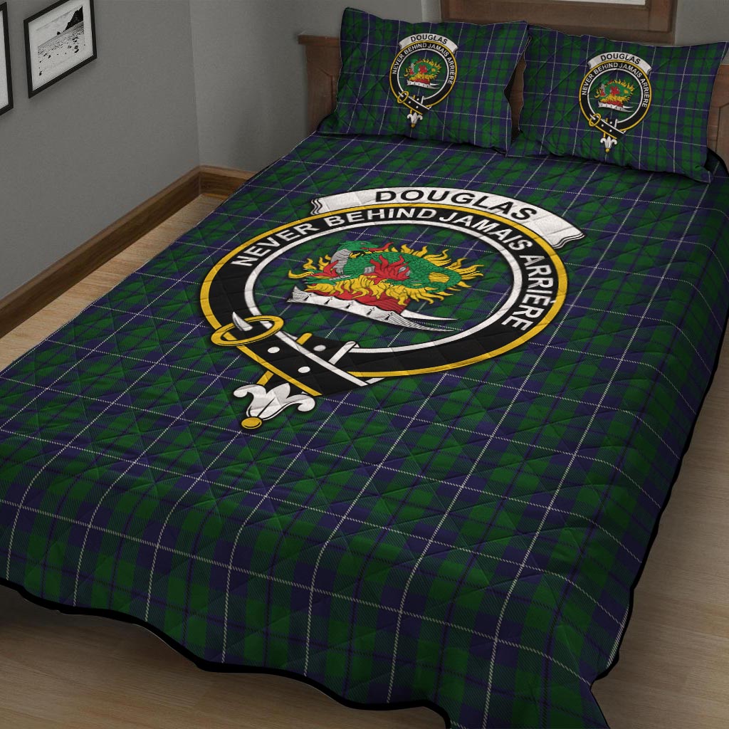 Douglas Green Tartan Quilt Bed Set with Family Crest - Tartan Vibes Clothing