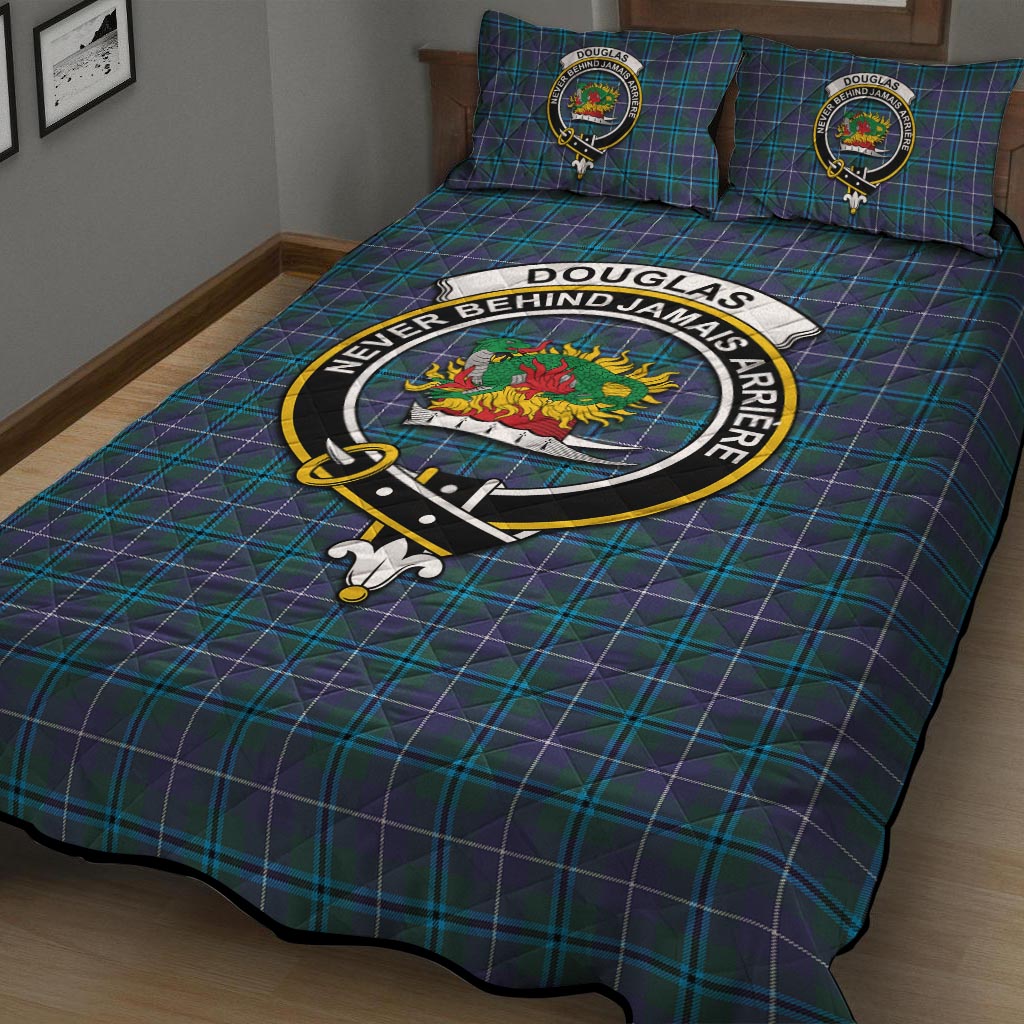 Douglas Modern Tartan Quilt Bed Set with Family Crest - Tartan Vibes Clothing