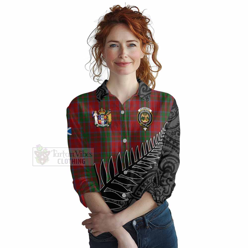 Tartan Vibes Clothing Drummond Crest Tartan Women's Casual Shirt with New Zealand Silver Fern Half Style