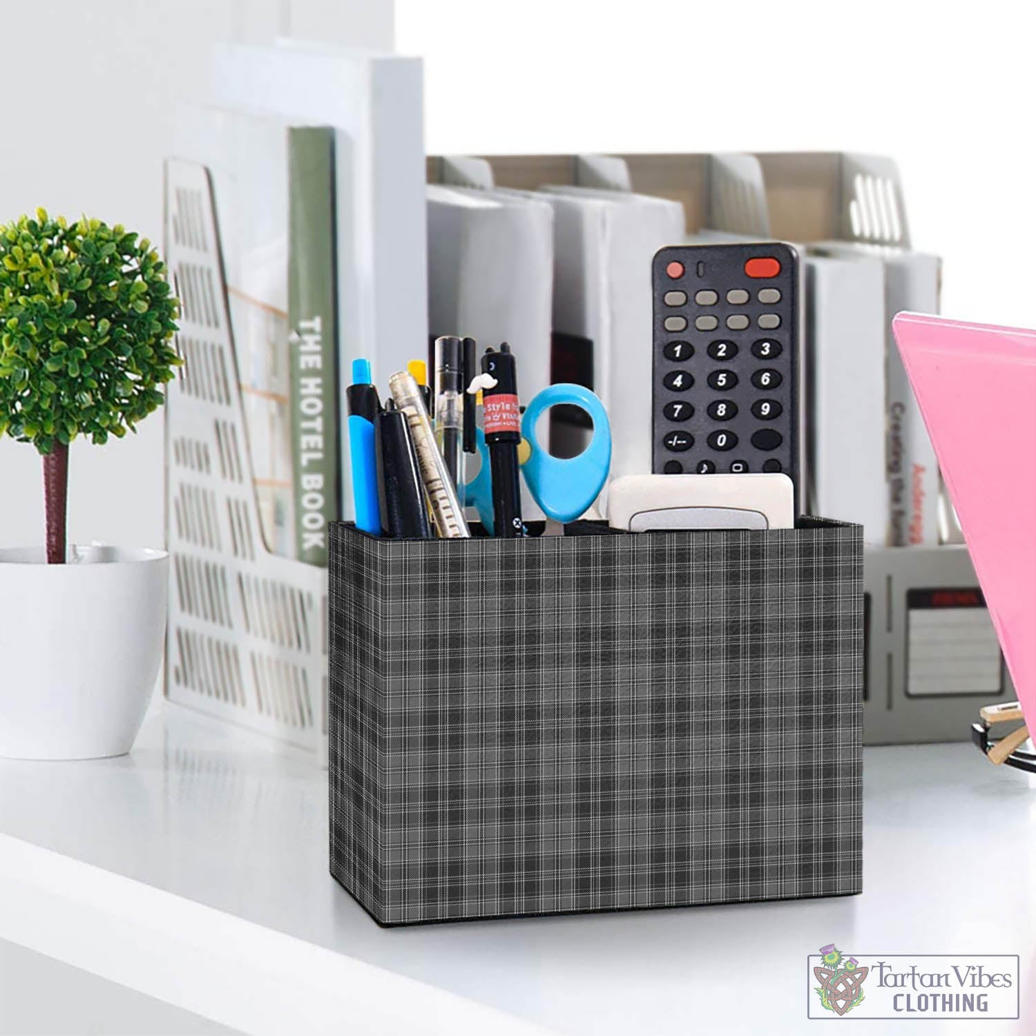 Tartan Vibes Clothing Drummond Grey Tartan Pen Holder