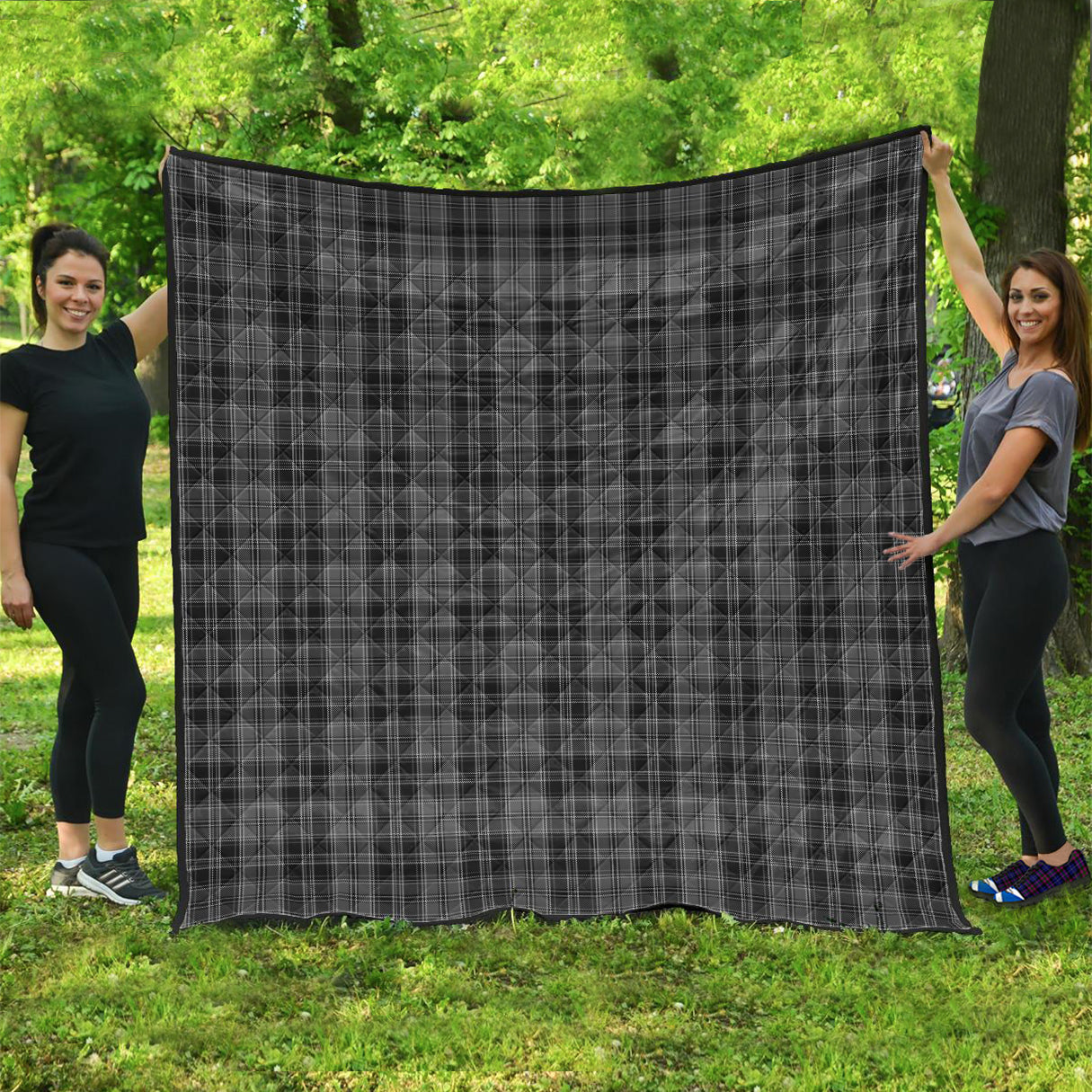 drummond-grey-tartan-quilt