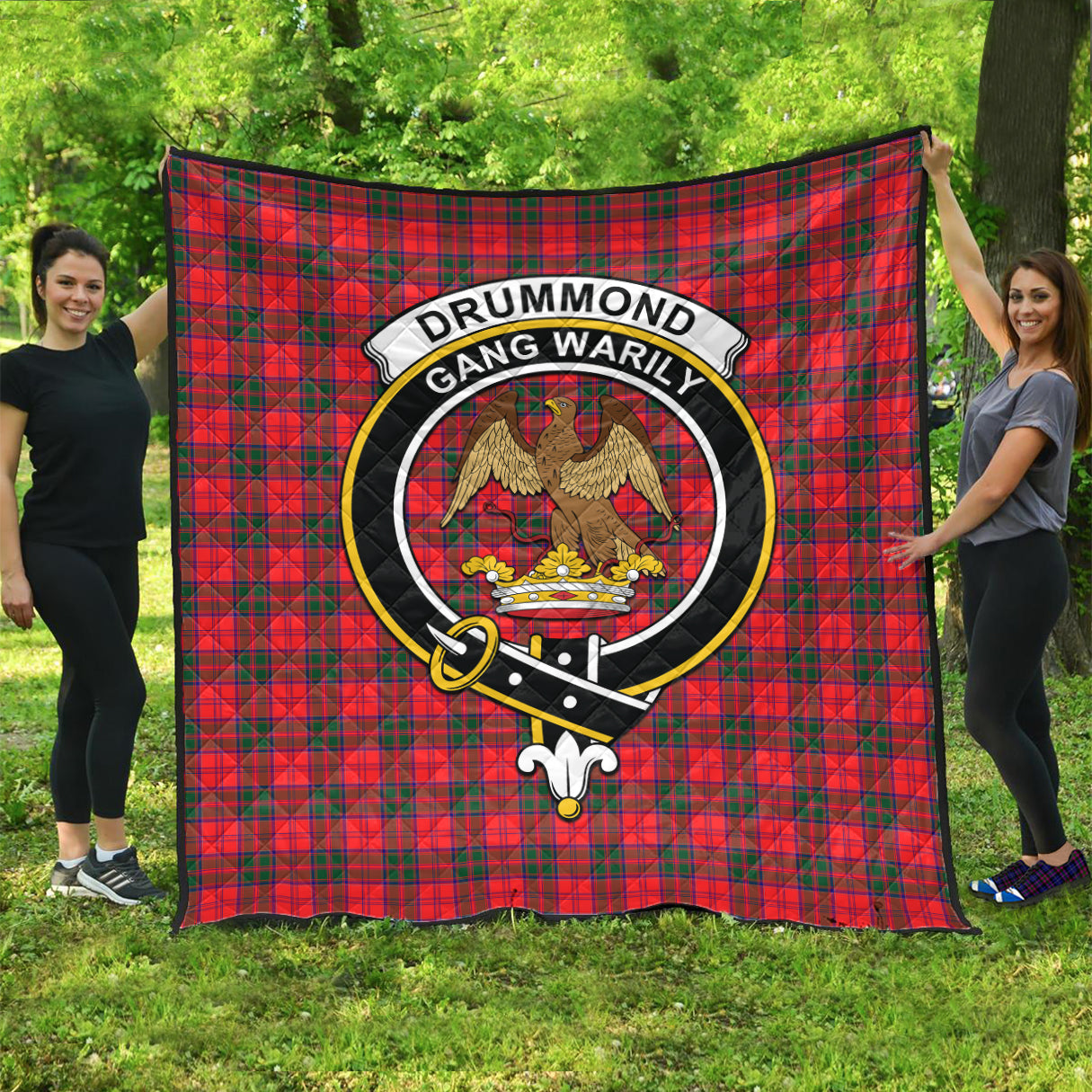 drummond-modern-tartan-quilt-with-family-crest