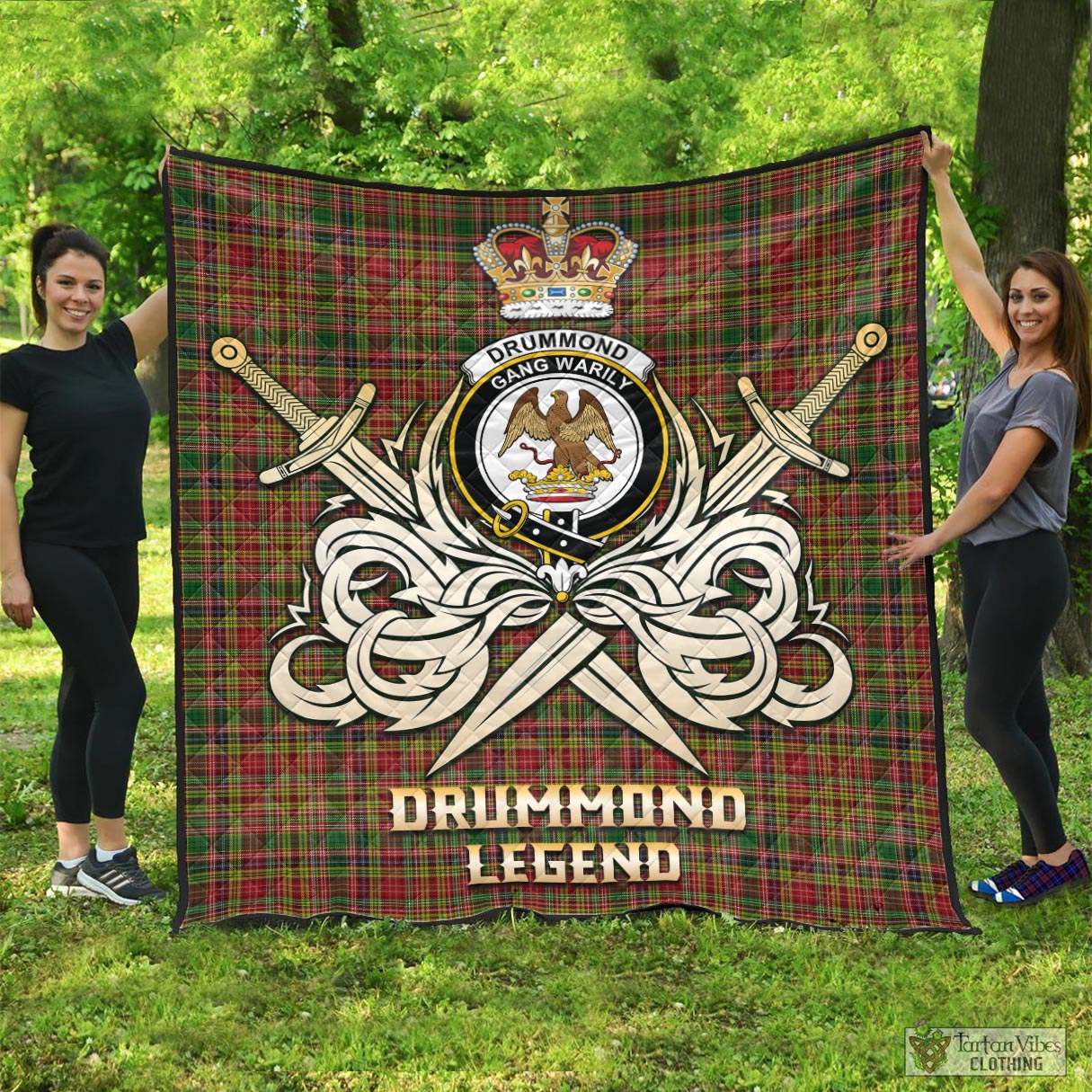 Tartan Vibes Clothing Drummond of Strathallan Tartan Quilt with Clan Crest and the Golden Sword of Courageous Legacy