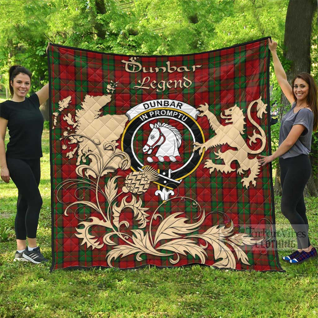 Tartan Vibes Clothing Dunbar Tartan Quilt with Family Crest and Scottish Symbol Style