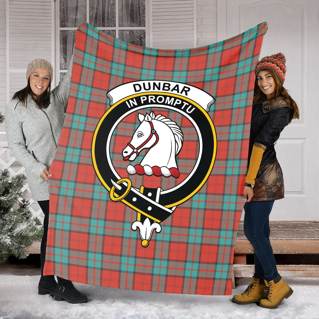 dunbar-ancient-tartab-blanket-with-family-crest