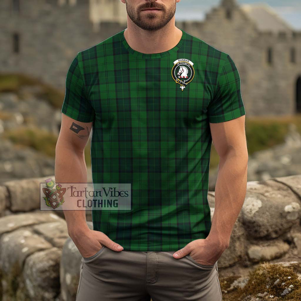 Dunbar Hunting Tartan Cotton T-Shirt with Family Crest Men's Shirt - Tartanvibesclothing Shop