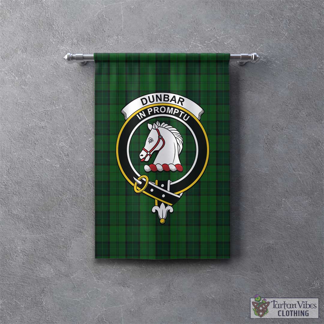 Tartan Vibes Clothing Dunbar Hunting Tartan Gonfalon, Tartan Banner with Family Crest