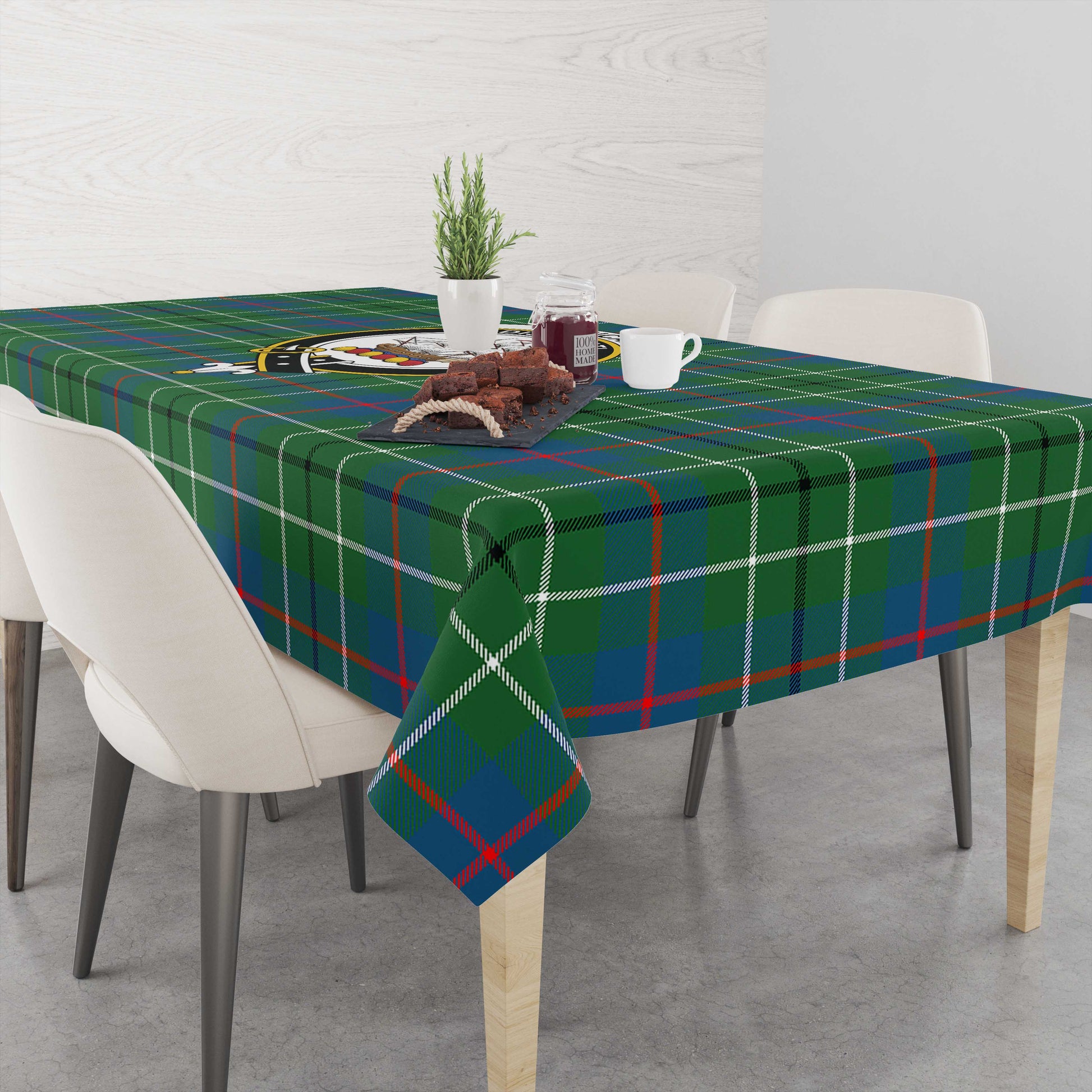duncan-ancient-tatan-tablecloth-with-family-crest