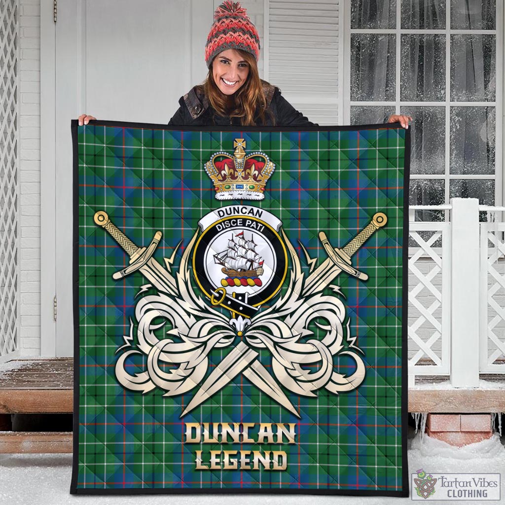 Tartan Vibes Clothing Duncan Ancient Tartan Quilt with Clan Crest and the Golden Sword of Courageous Legacy