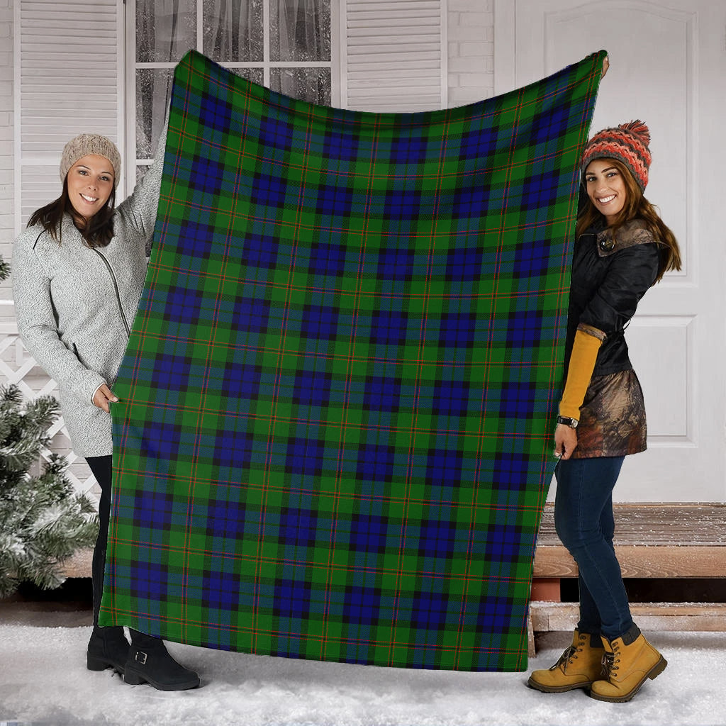 dundas-modern-tartan-blanket