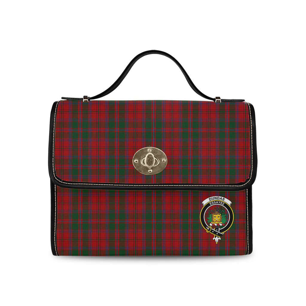 dundas-red-tartan-leather-strap-waterproof-canvas-bag-with-family-crest