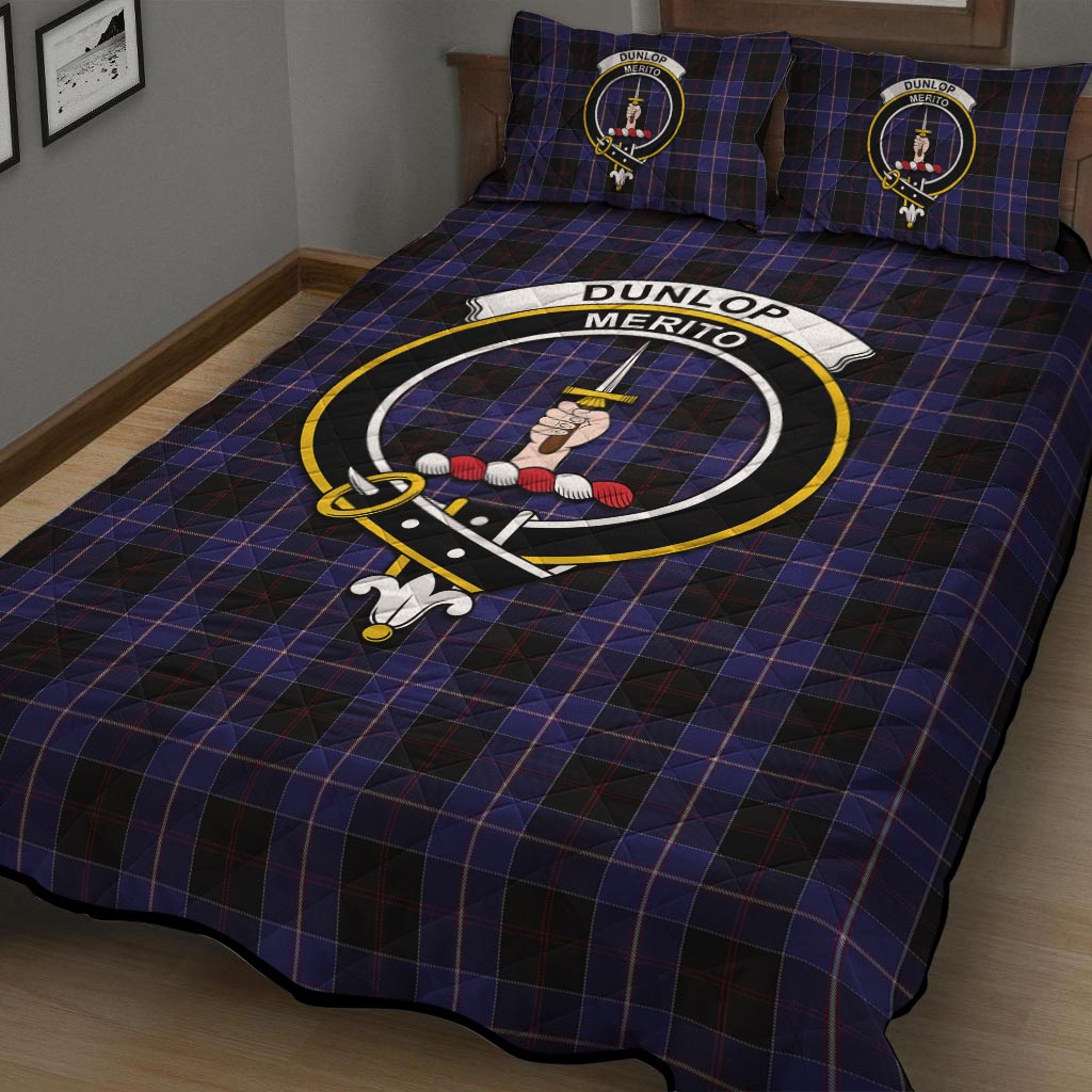 Dunlop Tartan Quilt Bed Set with Family Crest - Tartan Vibes Clothing