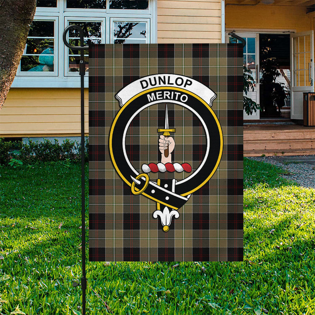 Dunlop Hunting Tartan Flag with Family Crest - Tartan Vibes Clothing