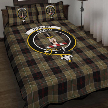 Dunlop Hunting Tartan Quilt Bed Set with Family Crest