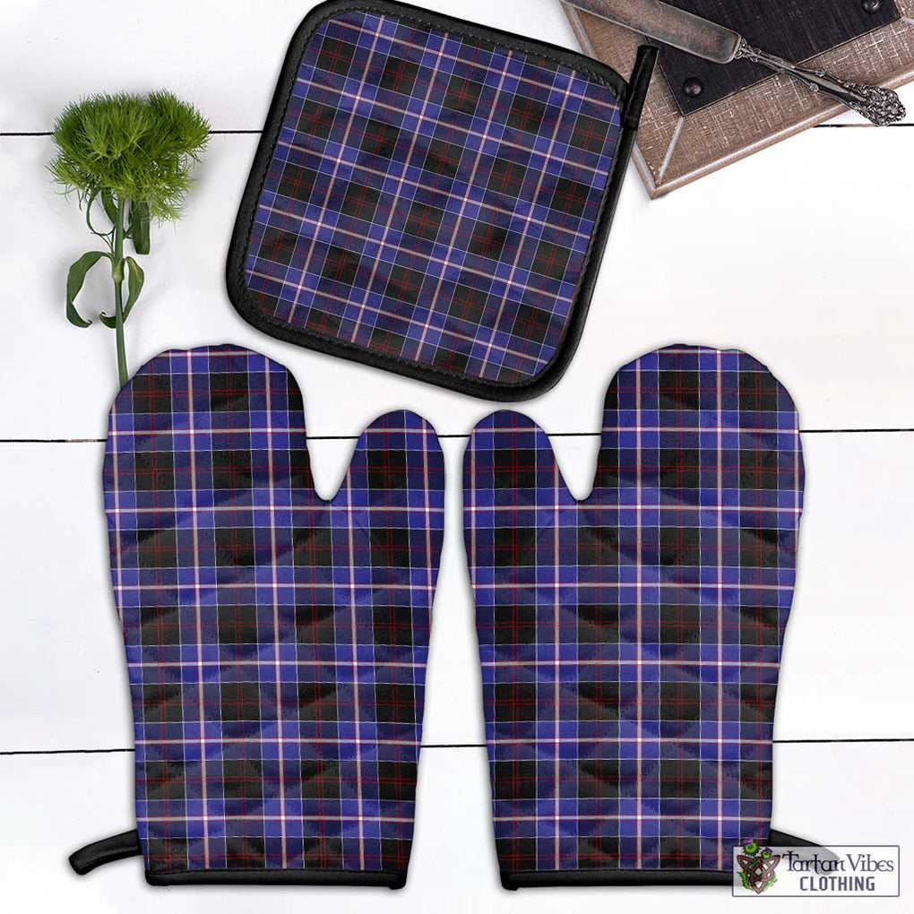 Dunlop Modern Tartan Combo Oven Mitt & Pot-Holder Combo 1 Oven Mitt & 1 Pot-Holder Black - Tartan Vibes Clothing