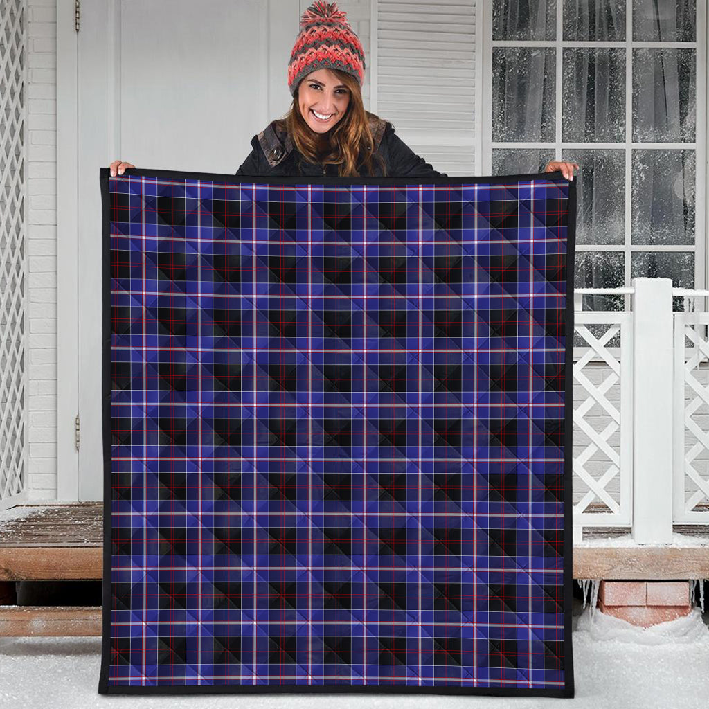 dunlop-modern-tartan-quilt