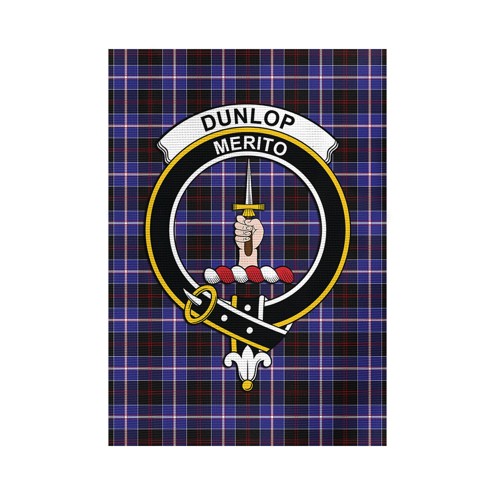 dunlop-modern-tartan-flag-with-family-crest