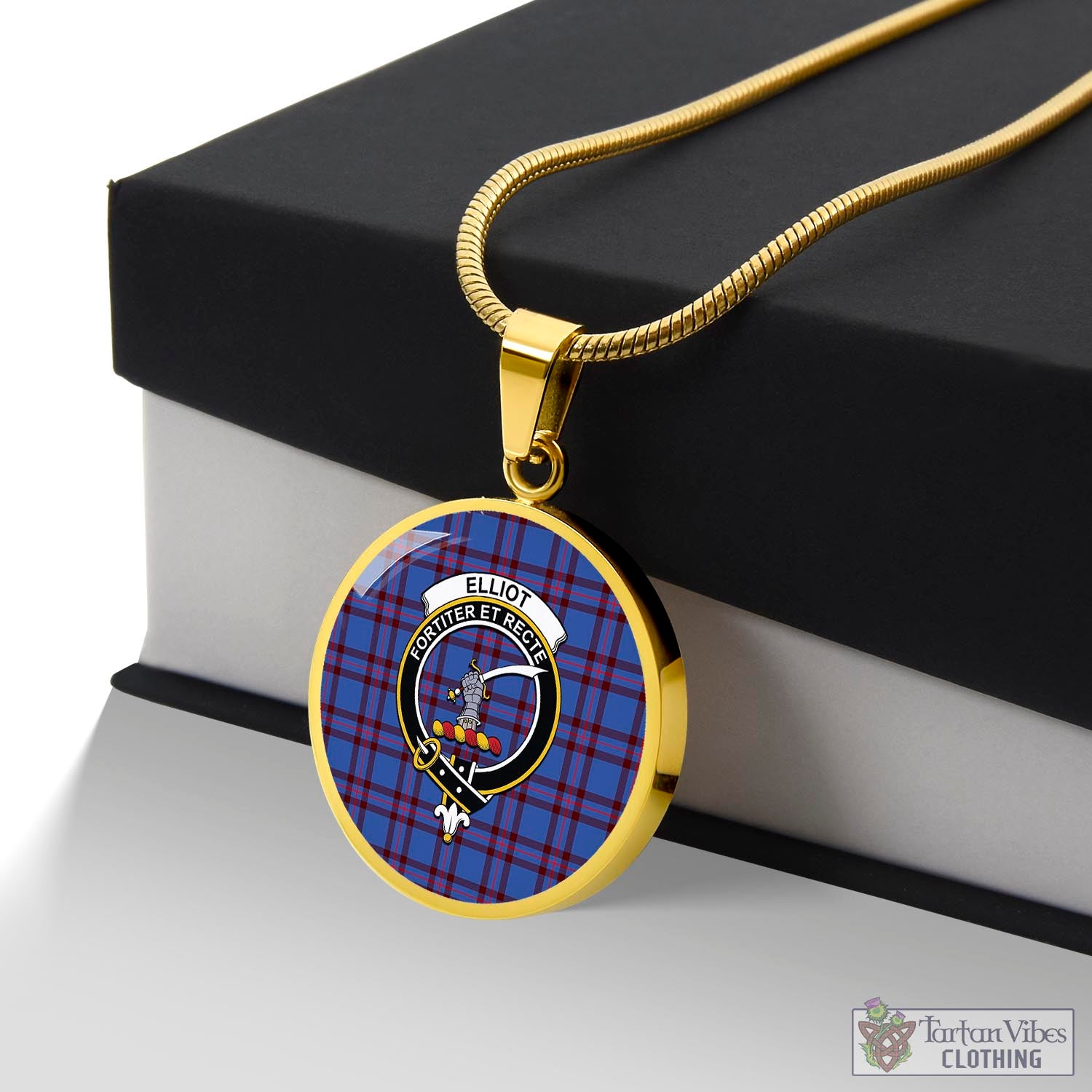 Tartan Vibes Clothing Elliot Modern Tartan Circle Necklace with Family Crest