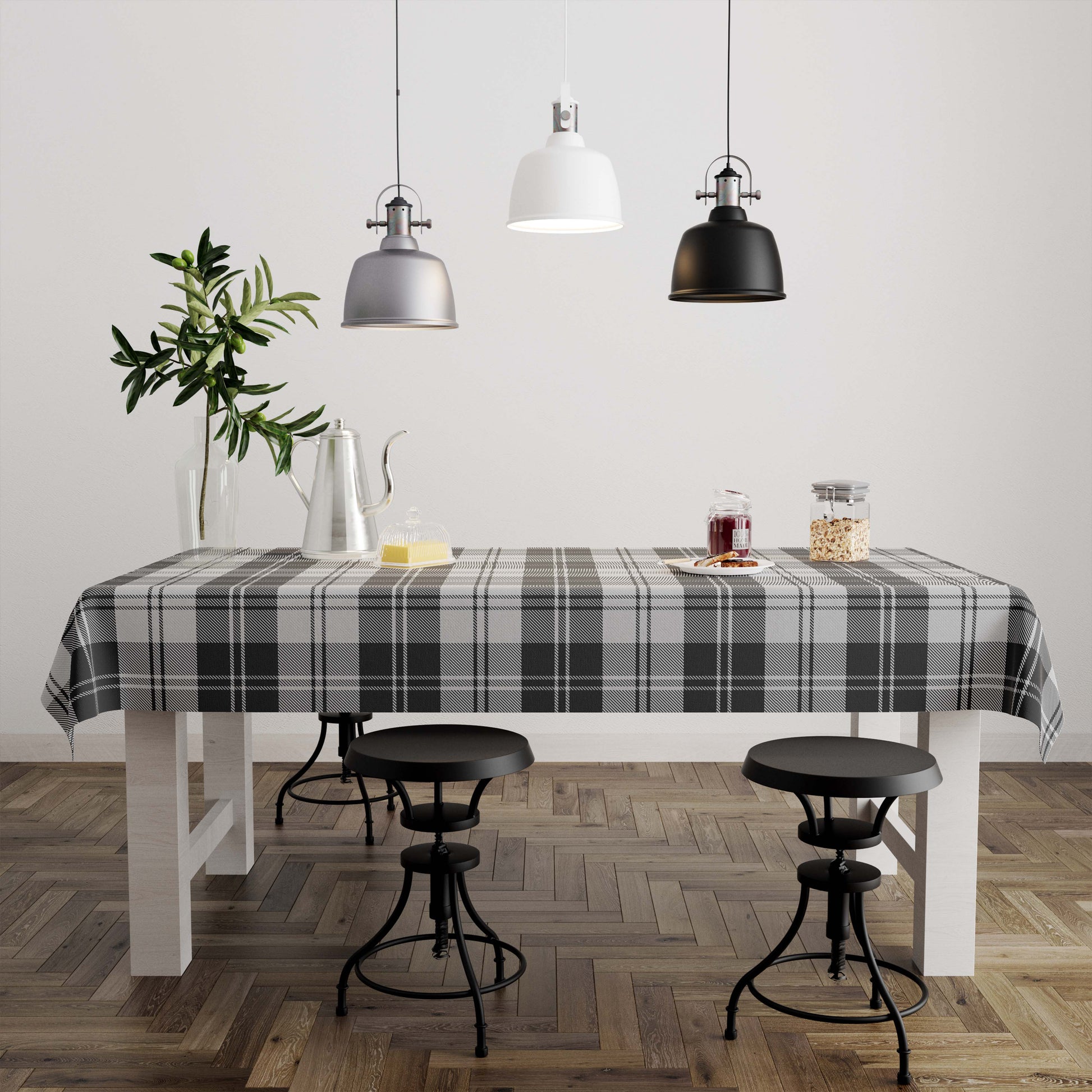 erskine-black-and-white-tatan-tablecloth