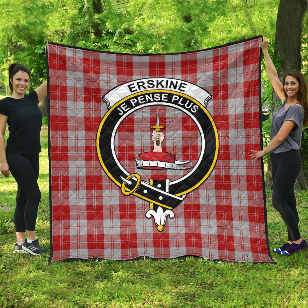 erskine-red-tartan-quilt-with-family-crest