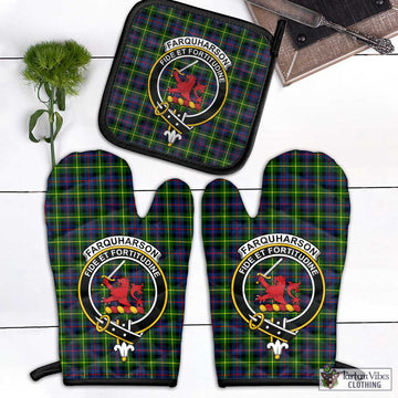 Farquharson Modern Tartan Combo Oven Mitt & Pot-Holder with Family Crest